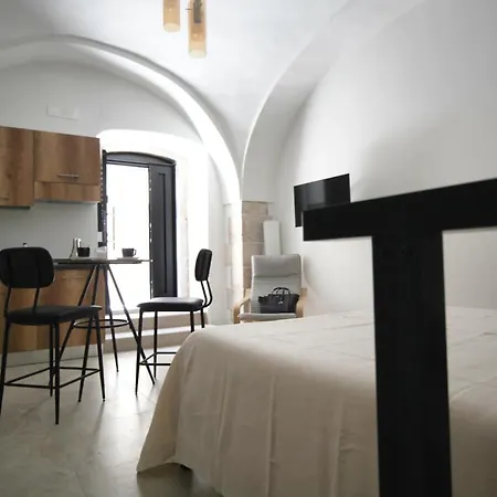 Maison De Ruelle - Rue Chiusa バルレッタ